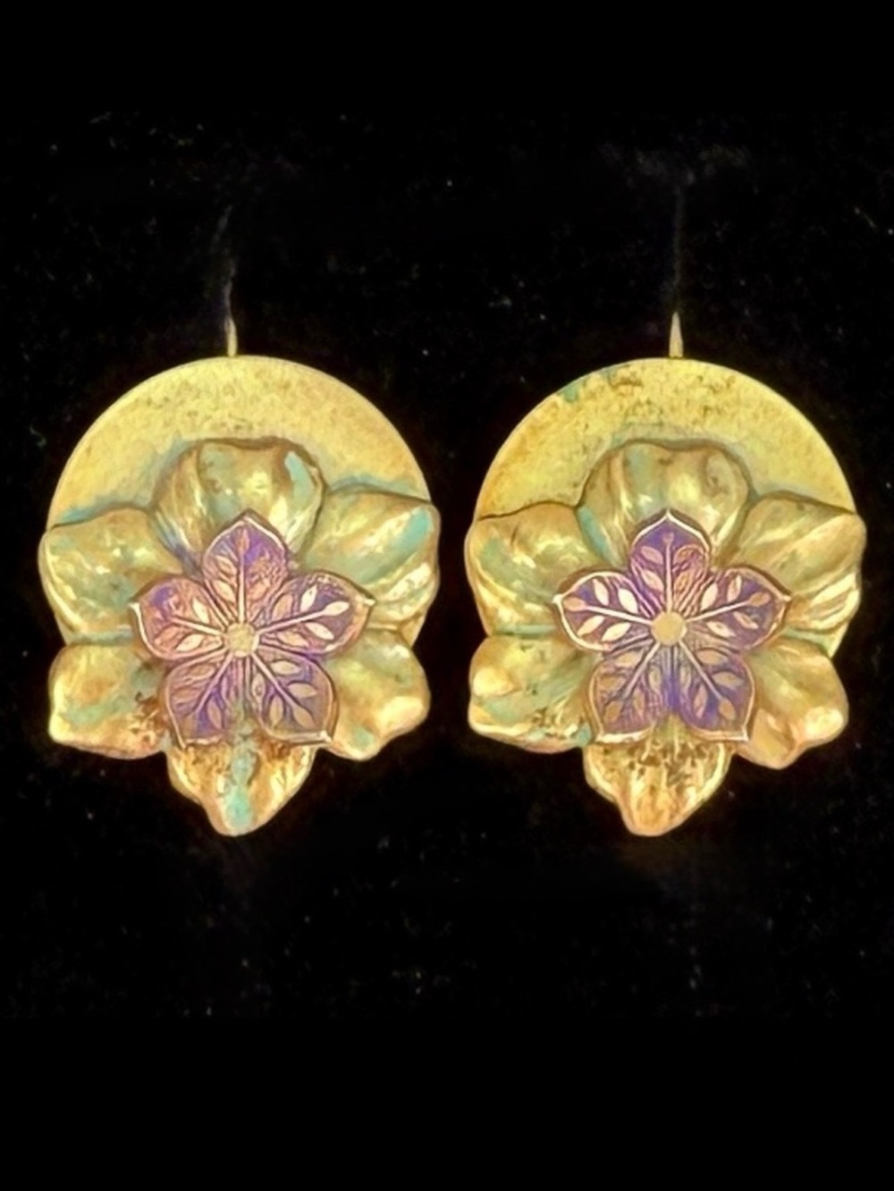 Vintage aged goldtone patina 3D flower lever back pierced dangle earrings